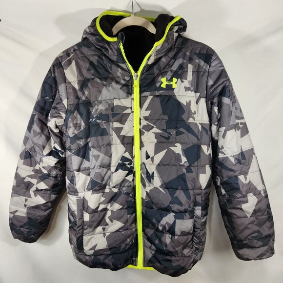 Under Armour Boy's Camo Fleece Reversable Winter Coat Skiing, Tubing Sledding - Picture 1 of 10